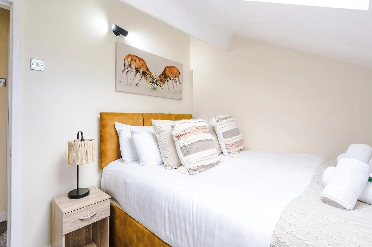 Charming 3-Bed Cottage In Chester, Ideal For Families & Workers, Free Parking - Sleeps 7 United Kingdom